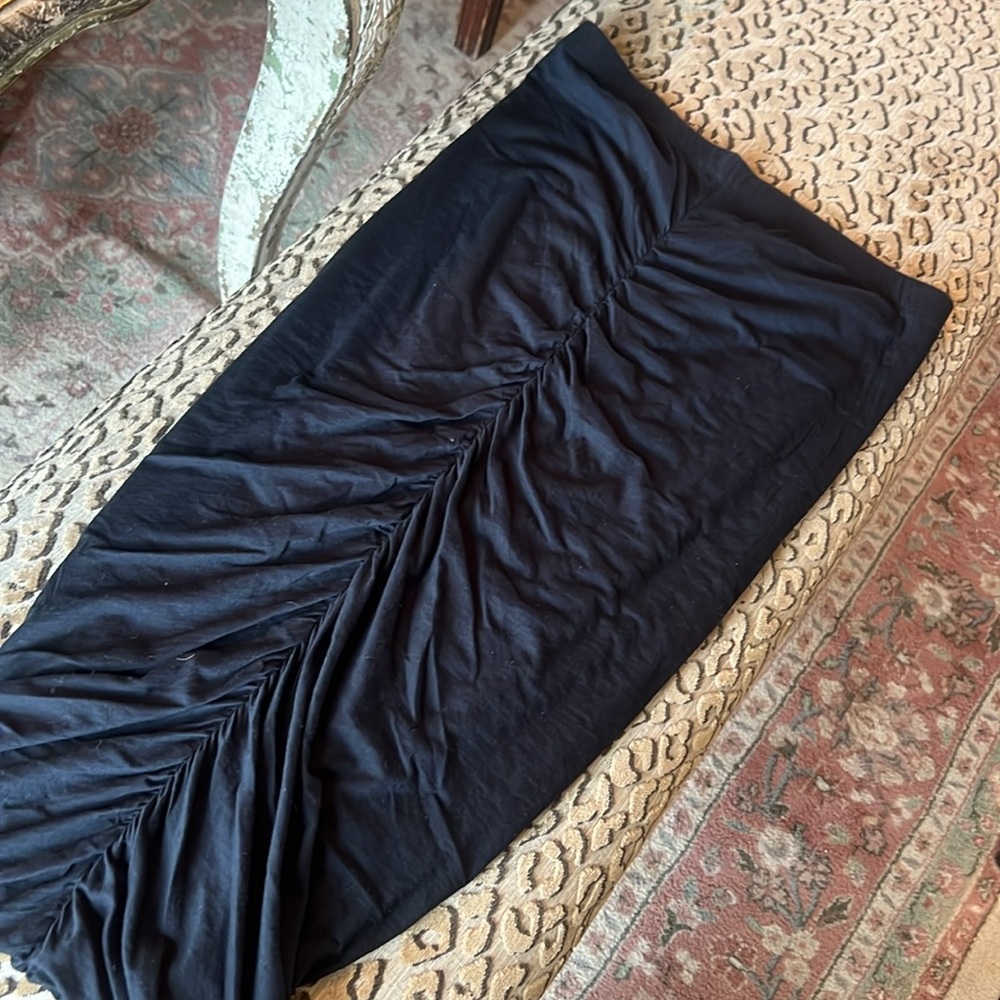 Velvet Graham & Spencer black super soft cotton pencil skirt with ruching! - Picture 8 of 14